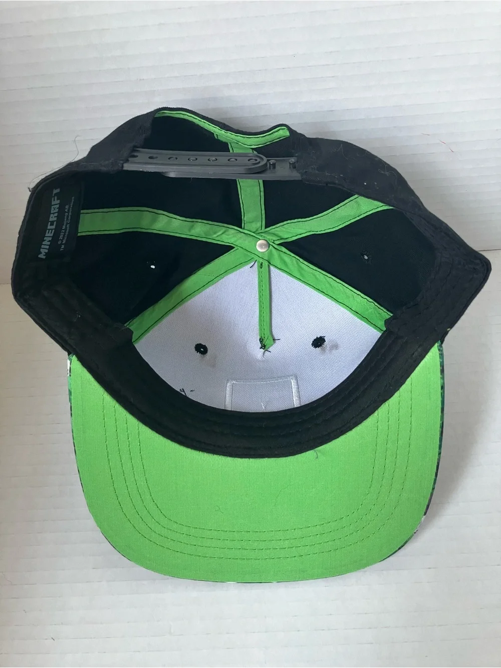 Minecraft Kids Black & Green Creeper Snapback Hat